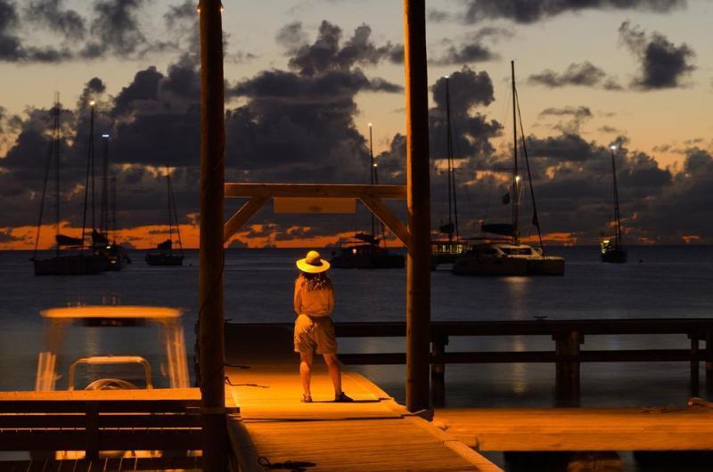 The Settlement Anegada Reef Hotel מראה חיצוני תמונה